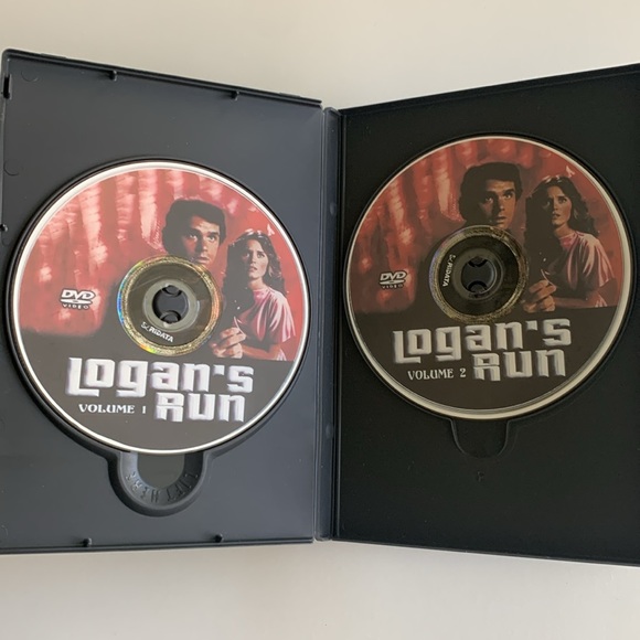 Logan’s Run Special Edition Complete Series DVD 3 discs - Picture 3 of 5